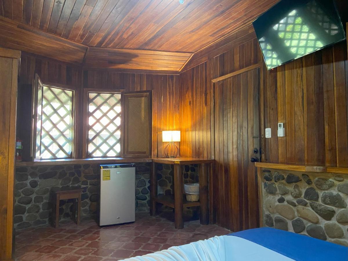 Bungalows Malu กาอุยตา ภายนอก รูปภาพ