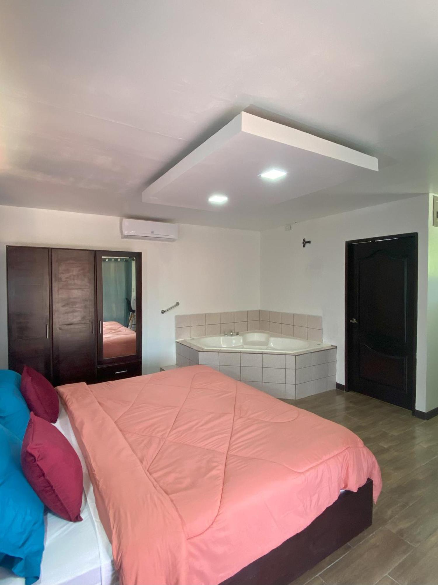 Bungalows Malu กาอุยตา ภายนอก รูปภาพ